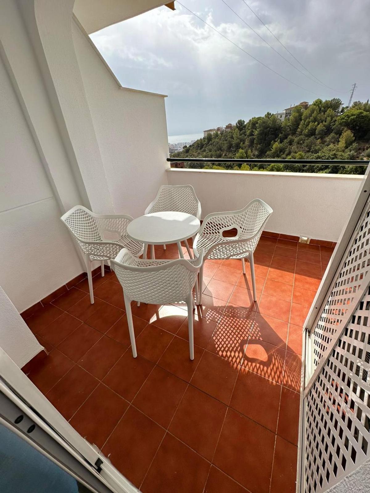 Benalmarina Sea View Apartments Benalmadena Exterior photo